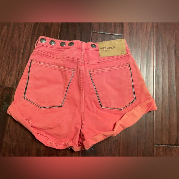 One Teaspoon Bandit Shorts Womens High Waist Coral Studs 26 - Picture 3 of 3